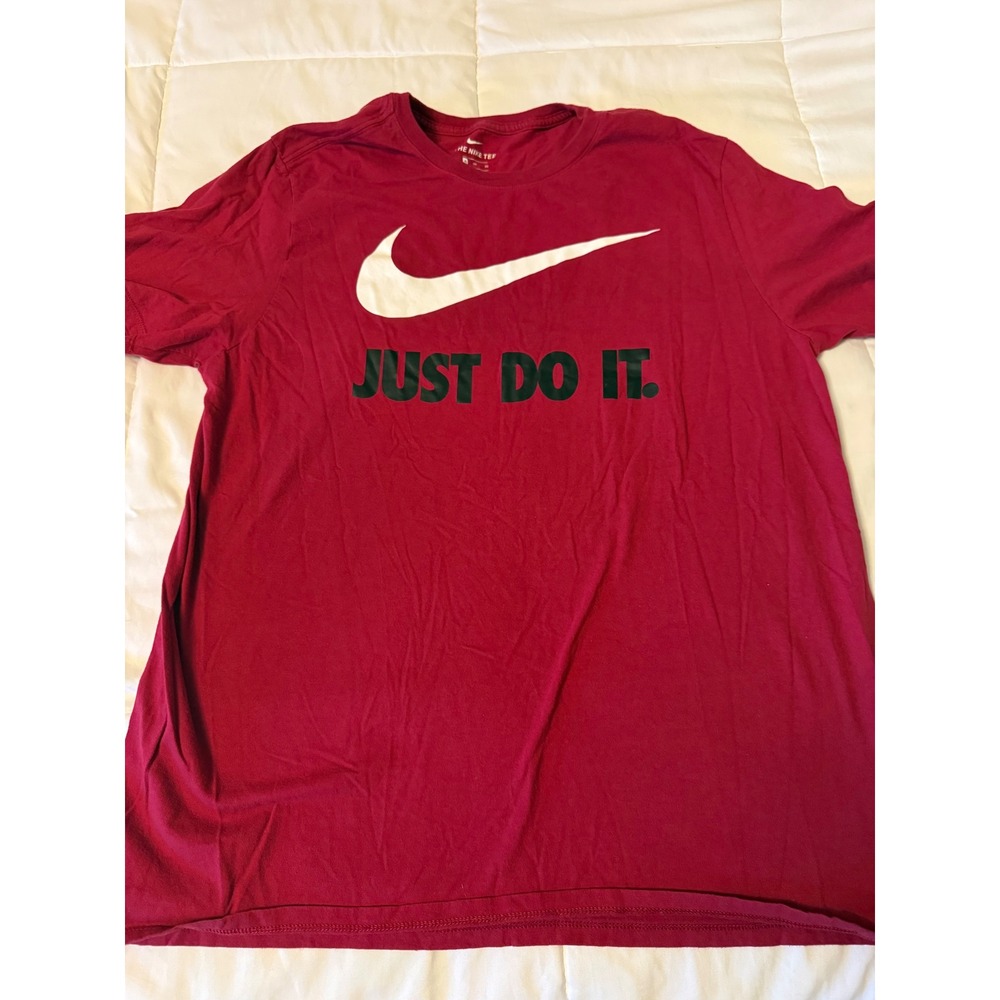 Nike Just Do It Graphic Tee Burgundy Athletic Cut Short Sleeve Shirt XL